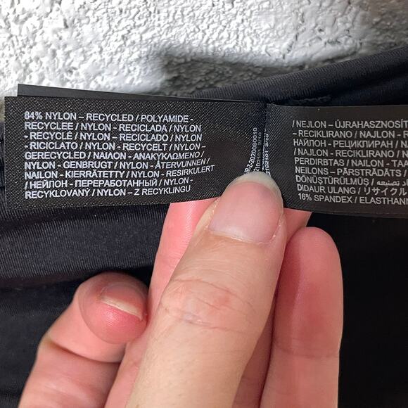 Hurley JRs  Solid Full Bikini Bottom in Black, Size Large - Picture 4 of 5